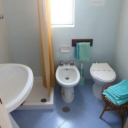 Residenza Gherly קאפו ואטיצ'אנו