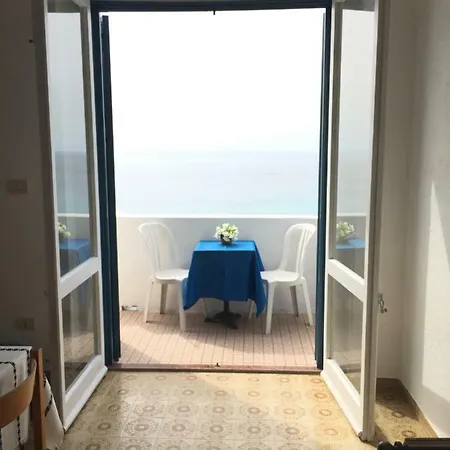 Ξενοδοχείο με διαμερίσματα Residenza Gherly Capo Vaticano